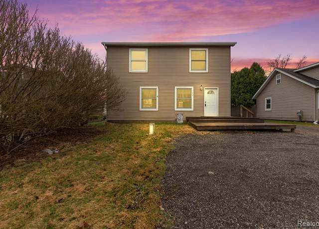Property at 142 E GLASS Rd, Ortonville, MI 48462 8876, 3 beds, 1 bath