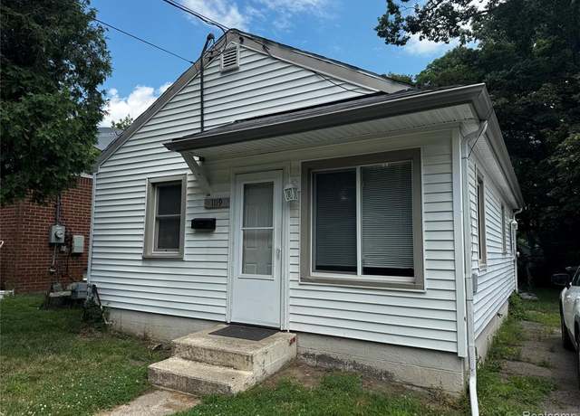 Property at 1119 Leslie St, Holt, MI 48912 2509, 2 beds, 1 bath