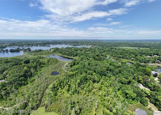 Property at 00 Teaberry, Commerce, MI 48390