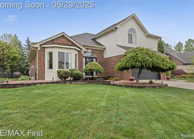 Property at 43316 Brooks Dr, Clinton Township, MI 48038 5324, 3 beds, 2.5 baths