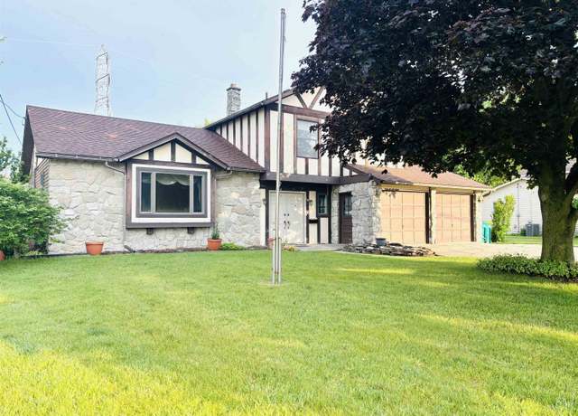 Property at 5754 Michael Dr, Bay City, MI 48706, 3 beds, 2.5 baths