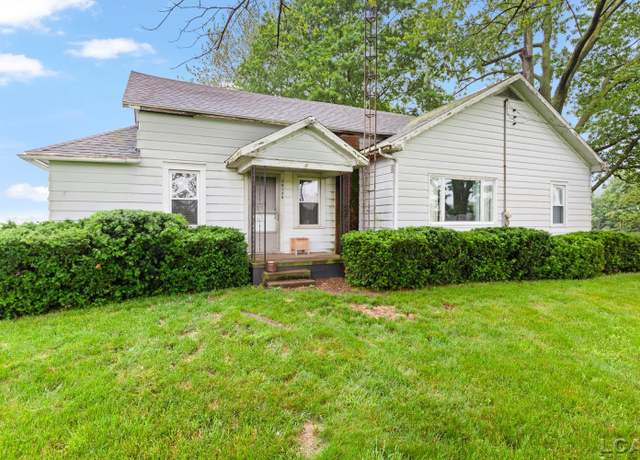 Property at 13125 Crockett Hwy, Blissfield, MI 49228, 3 beds, 1 bath