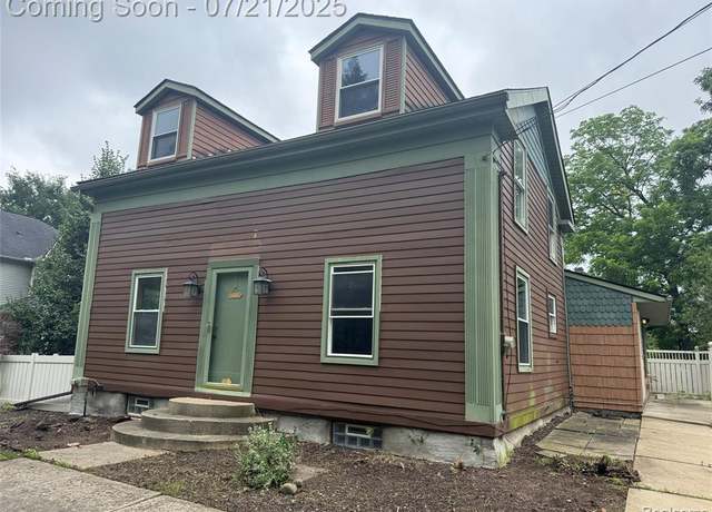 Property at 24499 Martindale Rd, South Lyon, MI 48178 9086, 2 beds, 2 baths
