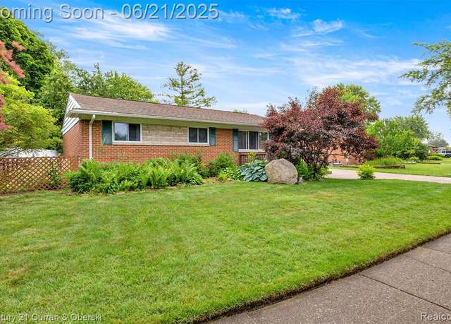 Property at 35740 Marrocco St, Clinton Township, MI 48035 2658, 3 beds, 1.5 baths