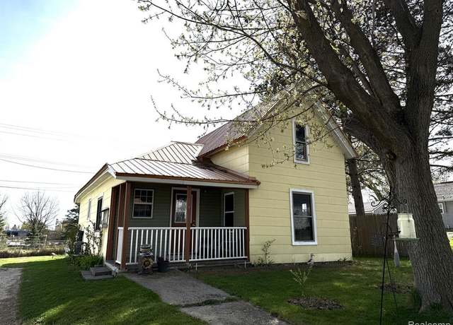 Property at 183 W GAMBLE St, Caro, MI 48723 1711, 3 beds, 1 bath