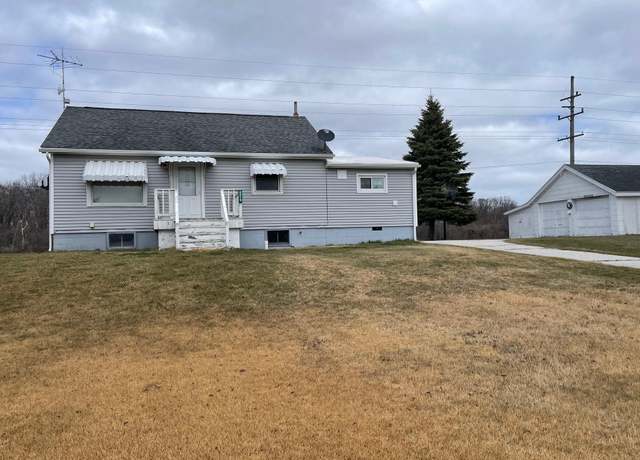 Property at 8816 E M-25 Bay City-Forestville Road Hwy, Fairgrove, MI 48733, 2 beds, 1 bath