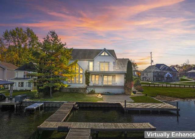 Property at 2076 S Long Lake Rd, Fenton, MI 48430 1485, 4 beds, 3 baths