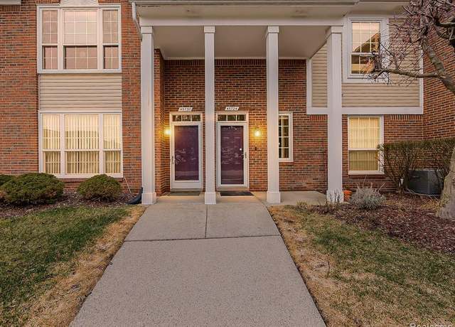 Property at 45724 WARWICK Dr, Macomb, MI 48044 4065, 2 beds, 2 baths