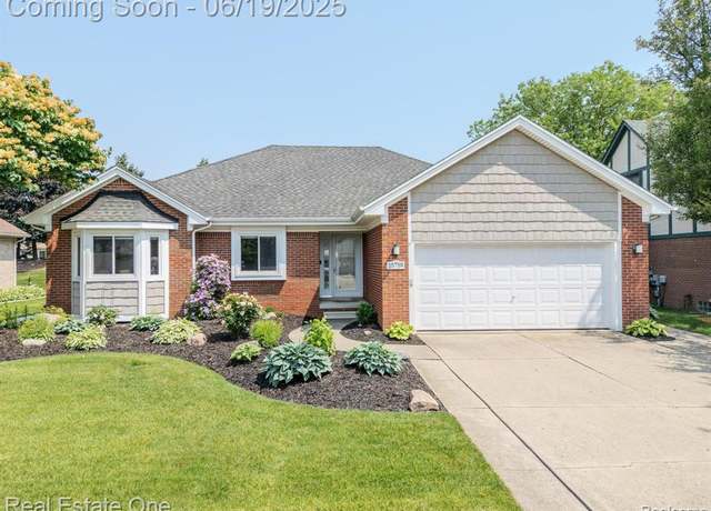 Property at 15719 Greenview, Fraser, MI 48026 5041, 3 beds, 2.5 baths