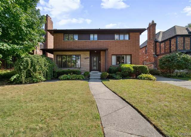 Property at 19650 Stratford Rd, Detroit, MI 48221 3500, 4 beds, 3 baths