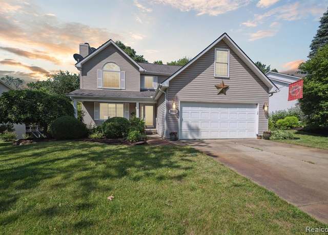 Property at 1082 Clearview Dr, Oxford, MI 48371 5976, 4 beds, 2.5 baths