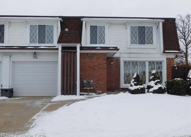 Property at 8581 ESTATE PLAZA Dr, Warren, MI 48093 2313, 3 beds, 1.5 baths