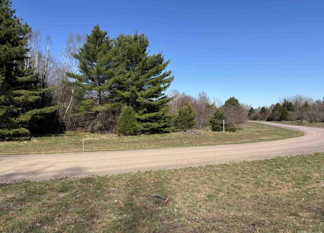 Property at 21658 River Trails Rd, Houghton, MI 49931