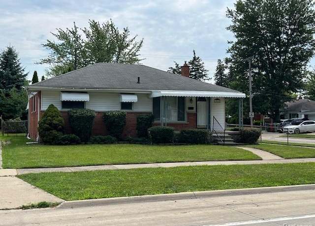 Property at 18240 Stephens Dr, Eastpointe, MI 48021 1939, 3 beds, 2 baths