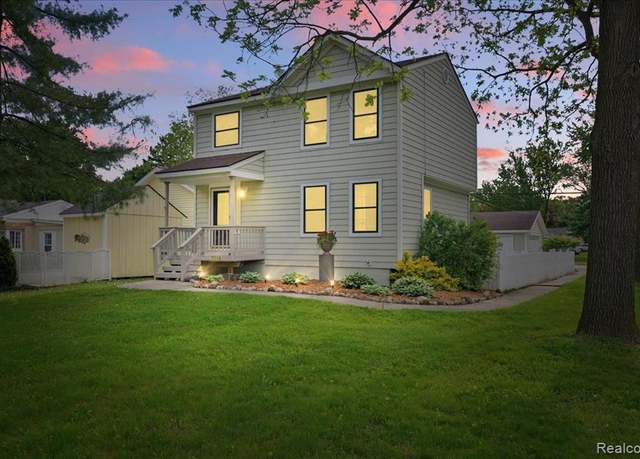 Property at 3004 Lansdowne Rd, Waterford, MI 48329 2954, 3 beds, 1.5 baths