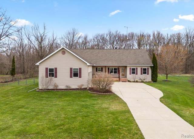 Property at 6318 MAPLE Ave, Swartz Creek, MI 48473 8230, 5 beds, 4 baths