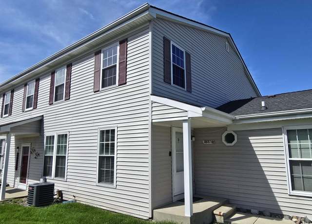 Property at 28376 Raleigh Crescent Dr, Chesterfield, MI 48051, 2 beds, 1.5 baths