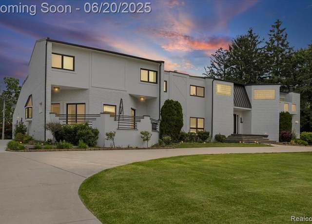 Property at 3440 Lone Pine Rd, West Bloomfield, MI 48323 3326, 6 beds, 7 baths