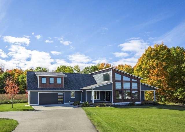 Property at 4683 E Water View Dr Lot : 25, Lake Leelanau, MI 49653, 5 beds, 3 baths