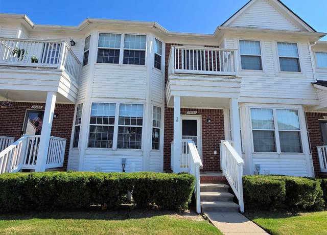 Property at 29280 Classic Dr Unit 115, Chesterfield Twp, MI 48051, 2 beds, 2.5 baths