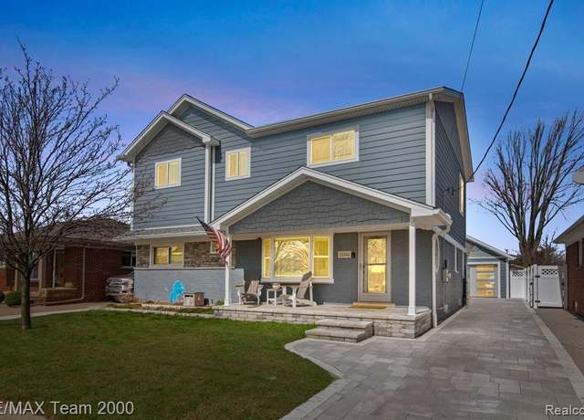 Property at 22543 E 11 Mile Rd, Saint Clair Shores, MI 48081 1385, 3 beds, 3.5 baths