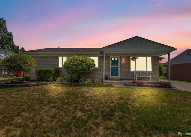 Property at 15524 Cambridge Dr, Fraser, MI 48026 2327, 3 beds, 2 baths