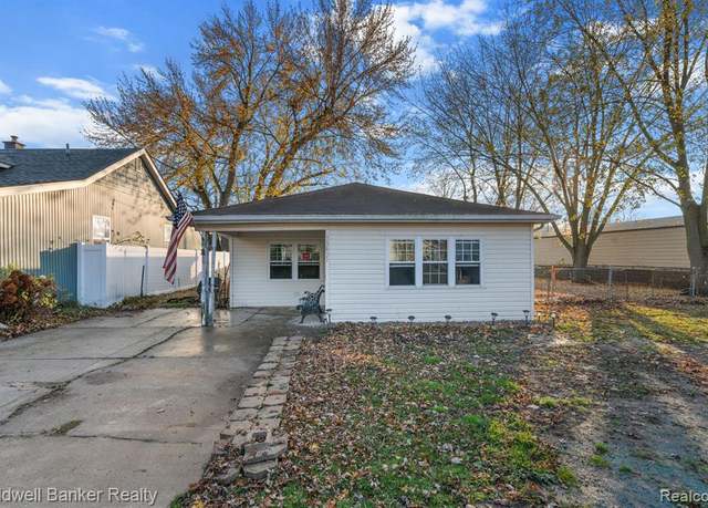 Property at 13431 ROSE St, Gibraltar, MI 48173 9559, 2 beds, 1 bath