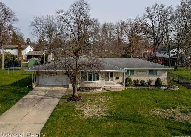 Property at 6769 DONNYBROOK Dr, Shelby Twp, MI 48316 3433, 3 beds, 1.5 baths