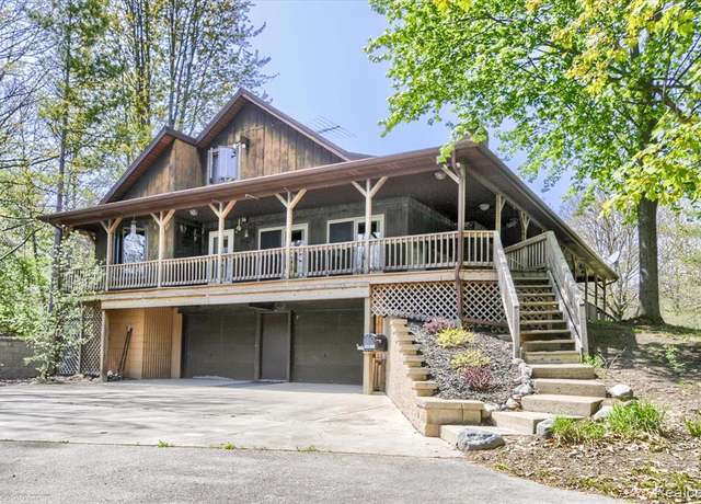 Property at 1612 DEER PATH Dr, Lapeer, MI 48446 8097, 3 beds, 2 baths
