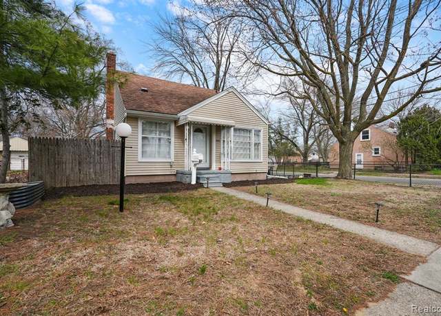 Property at 1406 W MARSHALL St, Ferndale, MI 48220 1646, 3 beds, 2 baths