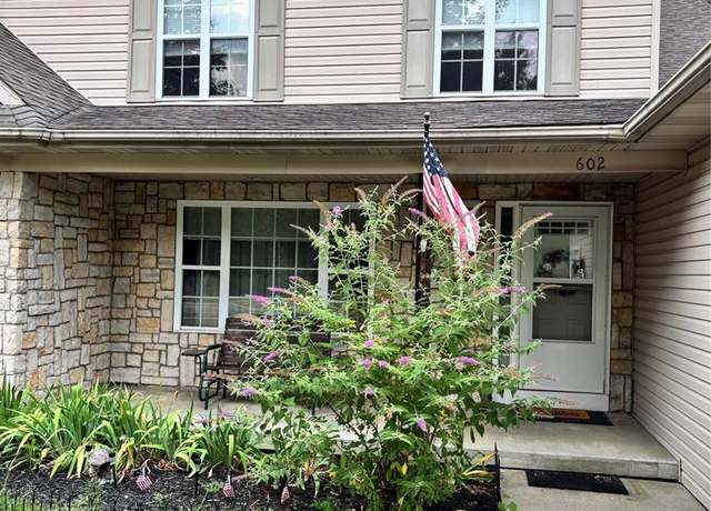 Property at 602 Fenton Commons Ln #2, Fenton, MI 48430 2798, 2 beds, 2 baths