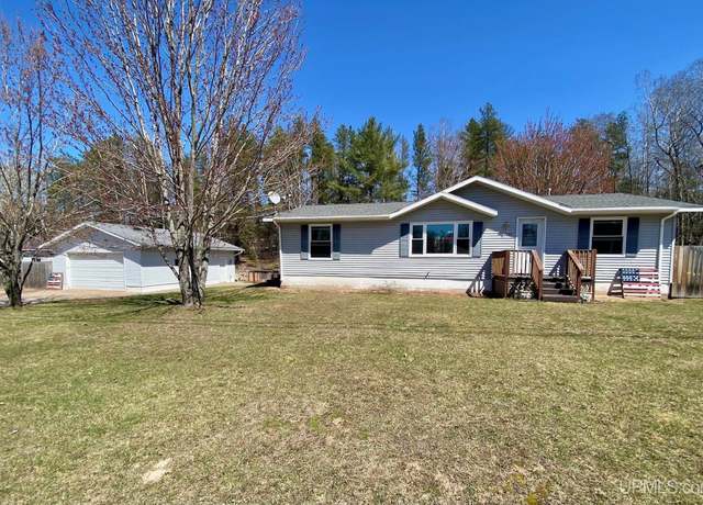 Property at 144 Sheryl St, Marquette, MI 49855, 4 beds, 3 baths