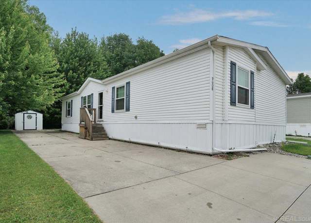 Property at 9608 Stoneypointe Dr #129, Fair Haven, MI 48023, 3 beds, 2 baths