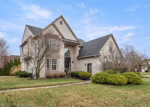 Property at 48990 LAGUNA Dr, Van Buren, MI 48111 4820, 4 beds, 4.5 baths