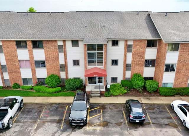 Property at 1924 Klingensmith Rd Unit 68B, Bloomfield Twp, MI 48302 0262, 2 beds, 2 baths
