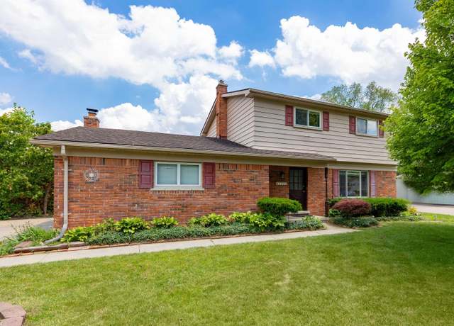 Property at 53588 Bruce Hill Dr, Shelby Twp, MI 48316, 4 beds, 1.5 baths