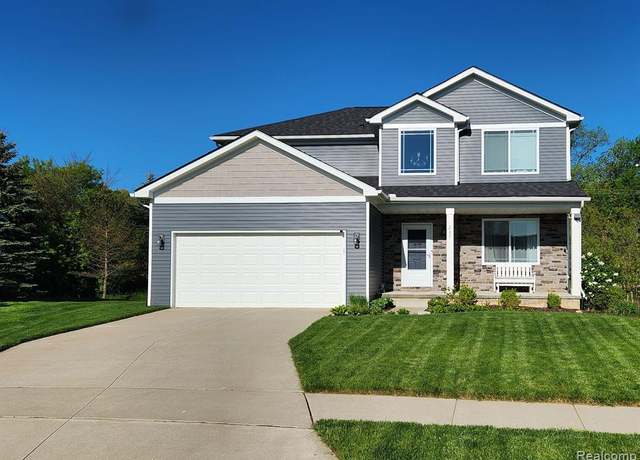 Property at 285 BEAVER Run, Holly, MI 48442 1584, 4 beds, 2.5 baths