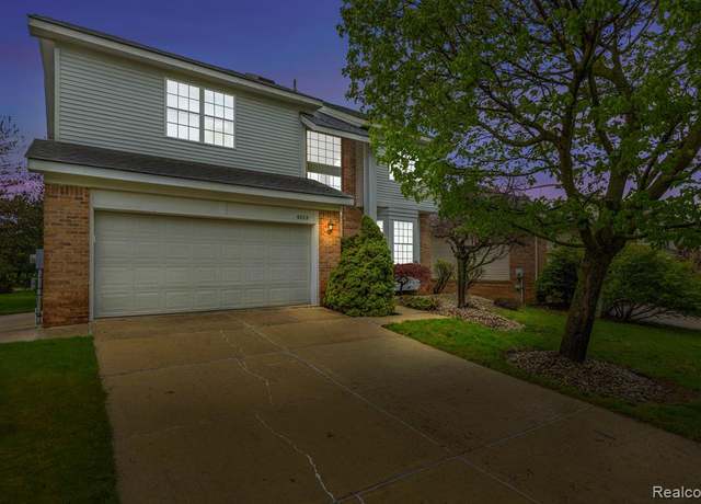 Property at 4828 CARRINGTON Dr, Rochester, MI 48306 1496, 3 beds, 2.5 baths