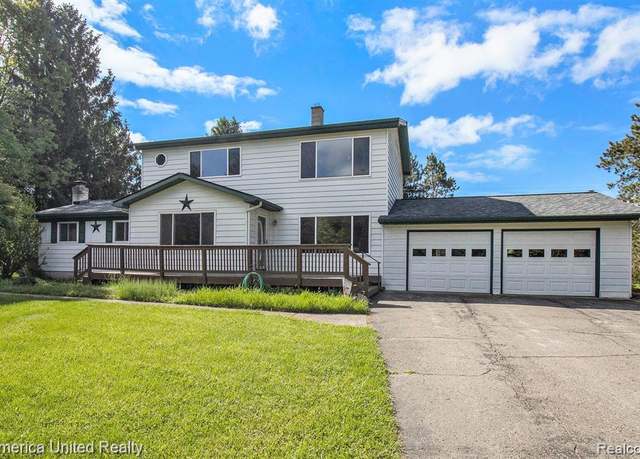 Property at 400 E SCHAFER Rd, Pinckney, MI 48169 8636, 4 beds, 2 baths
