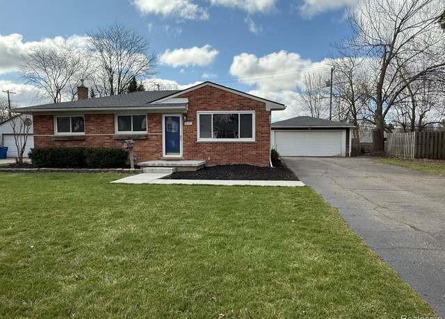 Property at 6035 GRAPER Dr, Waterford, MI 48329 1334, 3 beds, 1.5 baths