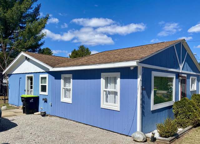 Property at 1445 Saint Clair Ave, Saint Helen, MI 48656, 3 beds, 1 bath
