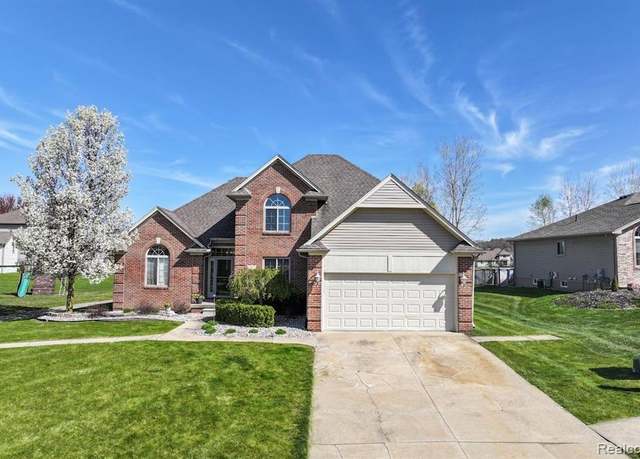 Property at 1355 RIDGE VIEW Ct, Grand Blanc, MI 48439 2525, 3 beds, 2.5 baths