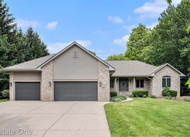 Property at 5305 Fern Dr, Fenton, MI 48430 9233, 3 beds, 3 baths