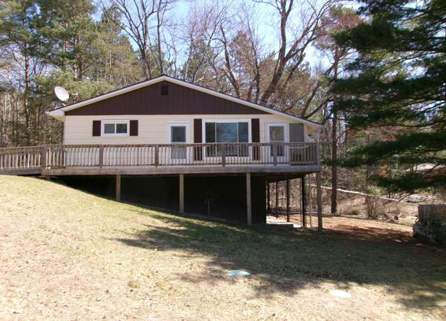 Property at 7571 Patsy Place Dr, Lake, MI 48632, 3 beds, 1.5 baths