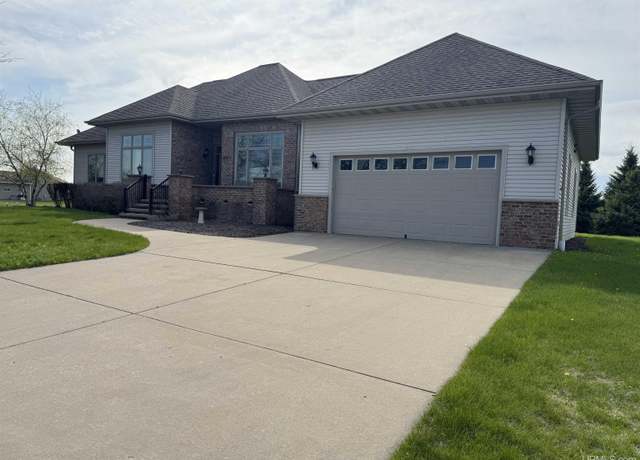 Property at 2111 Jordan Dr, WI 54143-3356, 3 beds, 2.5 baths