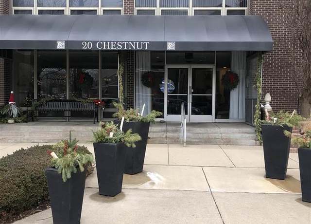 Property at 20 Chestnut, Wyandotte, MI 48192, 2 beds, 2 baths
