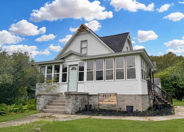 Property at 7317 County 426 M.5 Rd, Gladstone, MI 49837, 2 beds, 1 bath