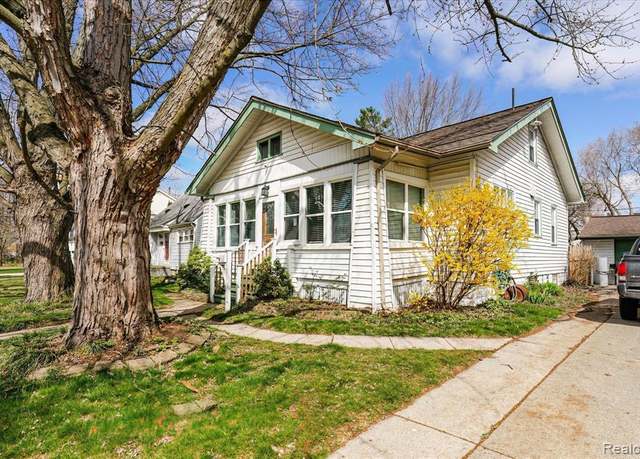 Property at 2210 CAMBRIDGE Rd, Berkley, MI 48072 1766, 3 beds, 2 baths