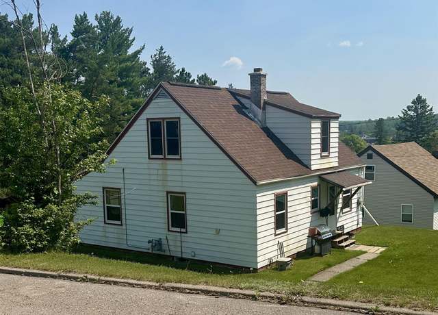 Property at 817 W Maple St, Iron River, MI 49935, 3 beds, 2 baths