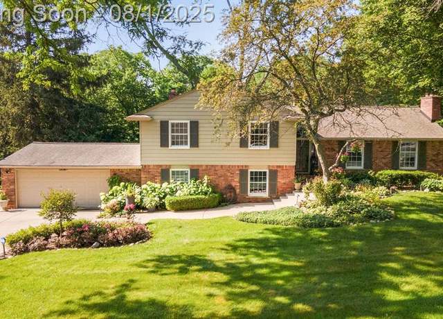 Property at 950 Satterlee Rd, Bloomfield Hills, MI 48304 3152, 4 beds, 2.5 baths